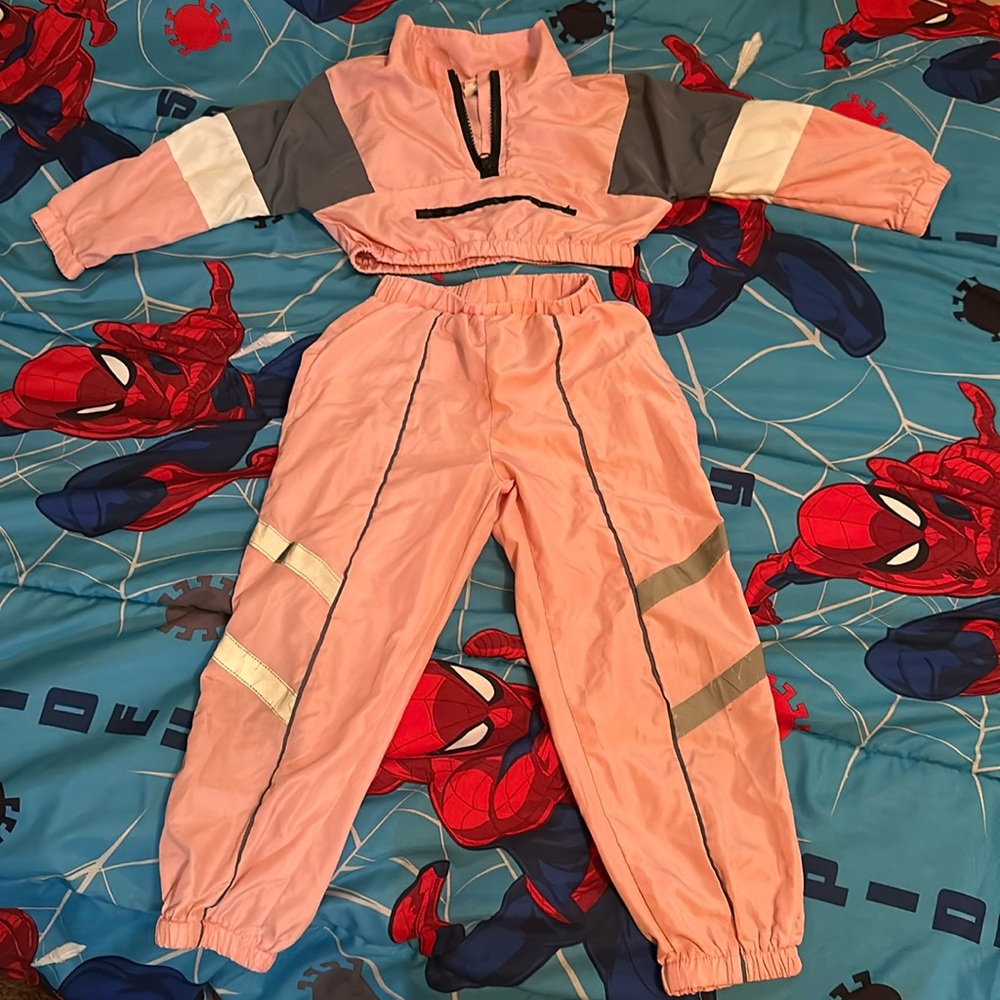 Girls 2 piece set. Track suit style. Pink and grey.